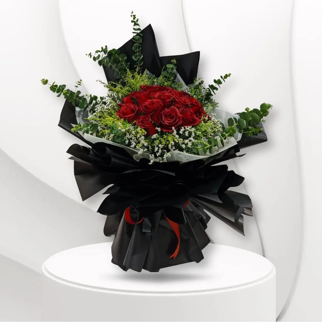 Luxurious Red Rose Bouquet